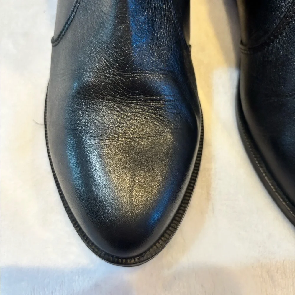 Marc Fisher Black Leather Rail Ankle Boots Side Zip Silver Accent 6M